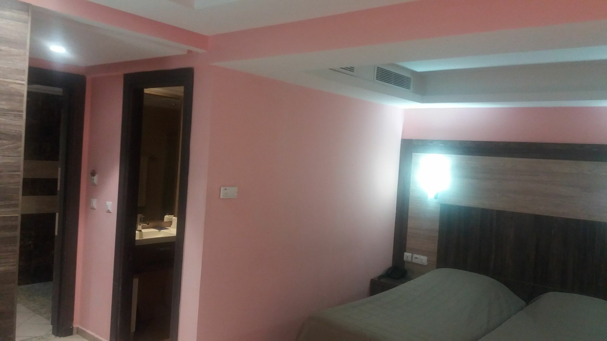 Hotel Matous チュニス エクステリア 写真